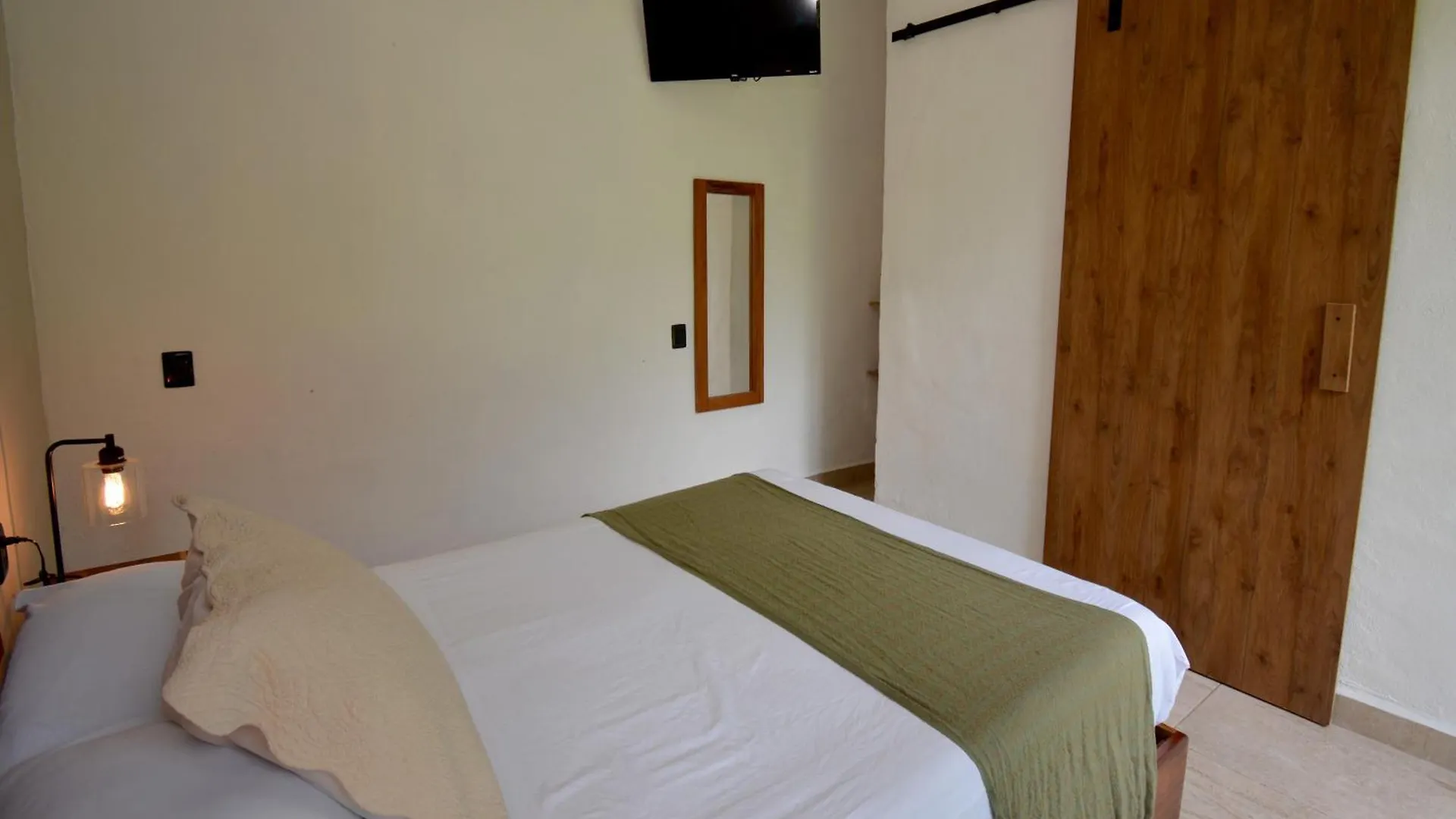 Casa Delia Hotel Downtown Bacalar 2*,